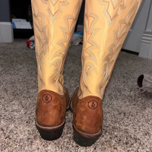 Tony Lama Women’s Yellow Western Cowboy Boots - Picture 3 of 6